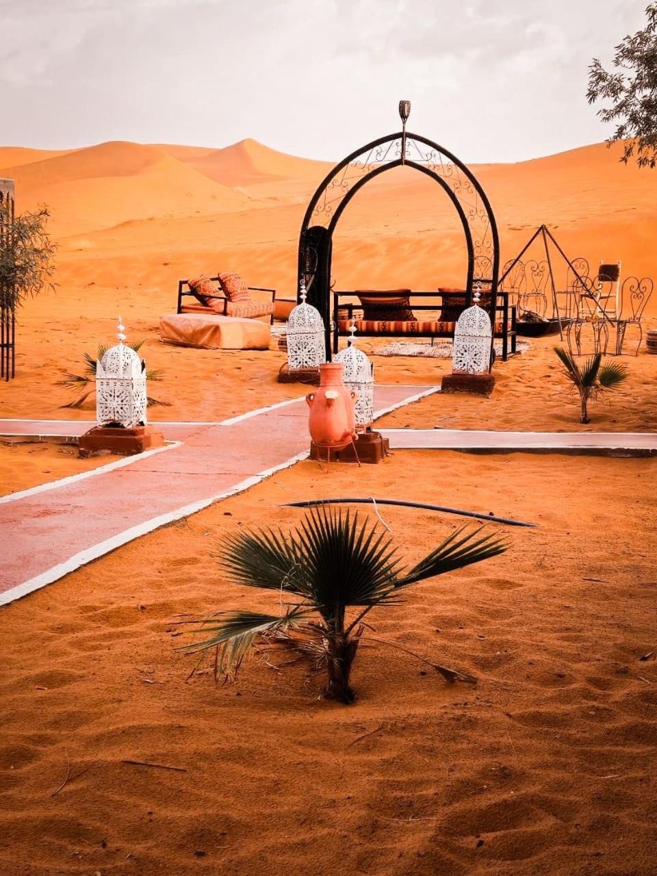 Zahra Luxury Desert Camp Мерзуга Экстерьер фото